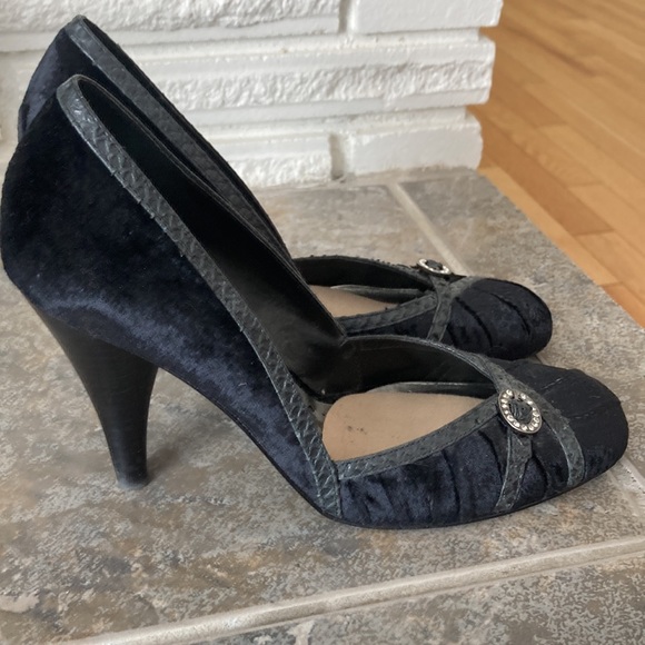 EUC Y2K BCBGirls Black Velvet Flocked Heels Snake Skin Pipping & Rhinest… - Picture 8 of 10